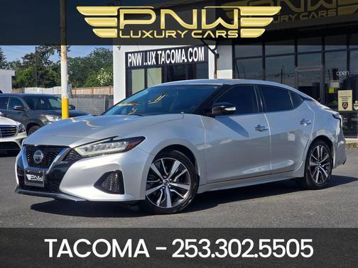 Brilliant Silver Metallic 2019 Nissan Maxima 3.5 SV