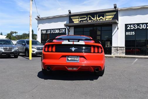 2017 Ford Mustang V6