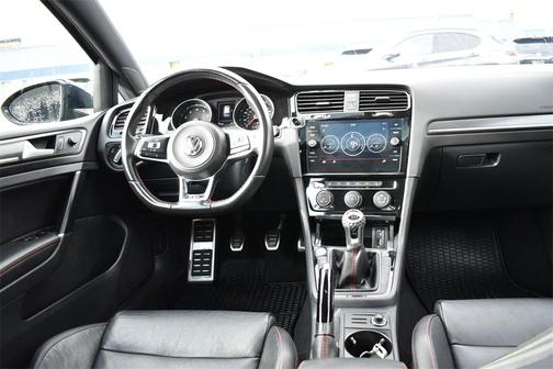 2018 Volkswagen Golf GTI 2.0T S 4-Door