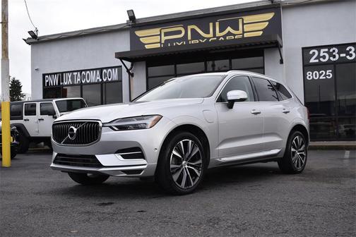 2018 Volvo XC60 Recharge Plug-In Hybrid T8 Inscription