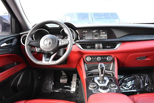 2020 Alfa Romeo Stelvio Base
