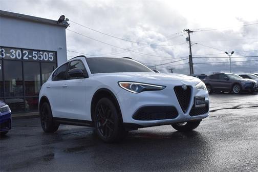 2020 Alfa Romeo Stelvio Base