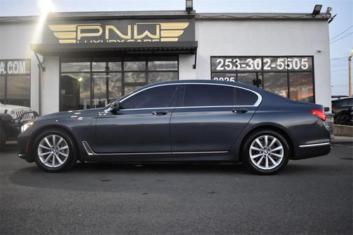 2017 BMW 740 740i