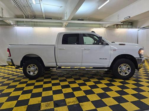 2021 RAM 2500 Big Horn Crew Cab 4x4 6'4' Box