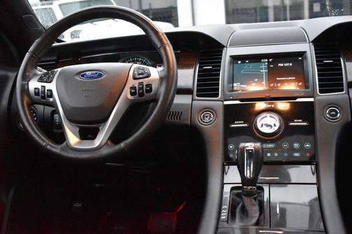 2017 Ford Taurus Limited
