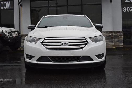2017 Ford Taurus Limited