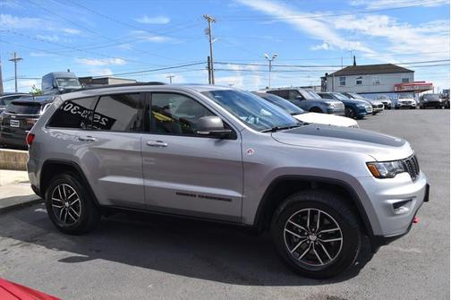 2018 Jeep Grand Cherokee Trailhawk