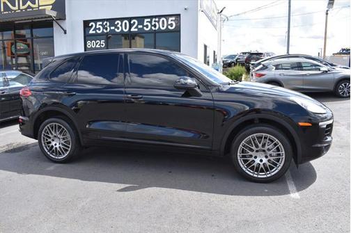 2016 Porsche Cayenne S