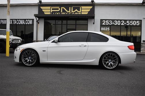 2012 BMW 335 335i