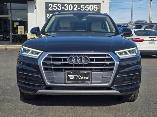 Moonlight Blue 2018 Audi Q5 2.0T Tech Premium