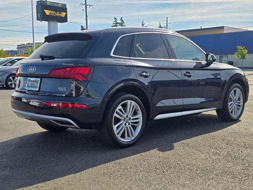Moonlight Blue 2018 Audi Q5 2.0T Tech Premium