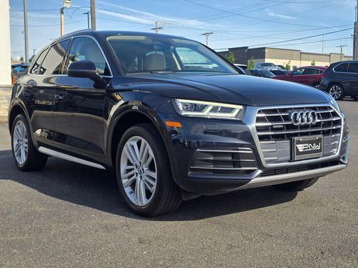 Moonlight Blue 2018 Audi Q5 2.0T Tech Premium