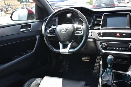 2019 Hyundai SONATA Sport