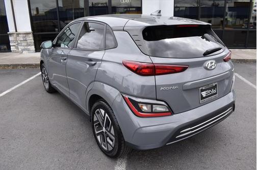 2022 Hyundai KONA EV SEL