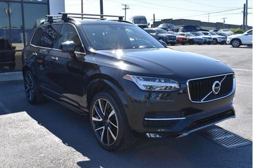 2019 Volvo XC90 T6 Momentum