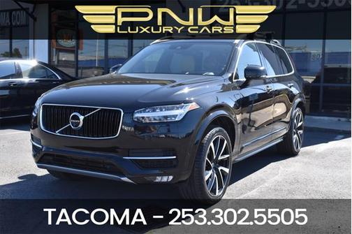 2019 Volvo XC90 T6 Momentum
