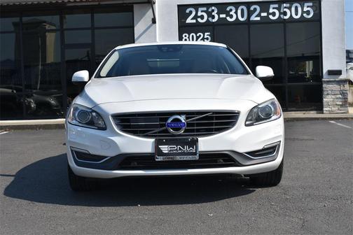 2017 Volvo S60 Inscription T5 Platinum