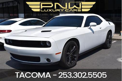 2018 Dodge Challenger SXT