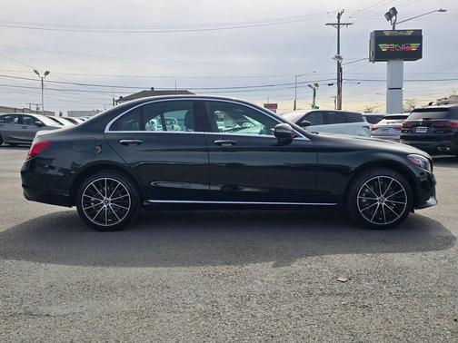 Emerald Green Metallic 2019 Mercedes-Benz C-Class C 300 4MATIC