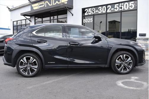 2020 Lexus UX 250h Base