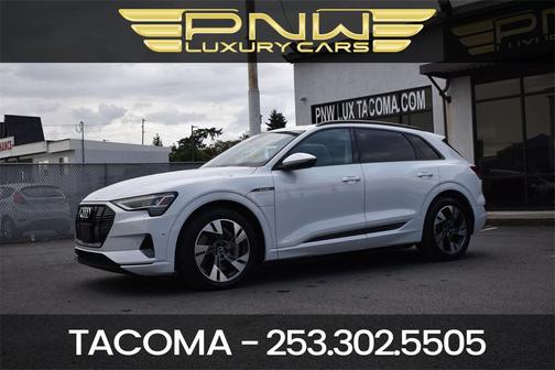2021 Audi e-tron Premium