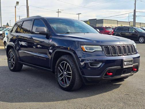 True Blue Pearlcoat 2018 Jeep Grand Cherokee Trailhawk