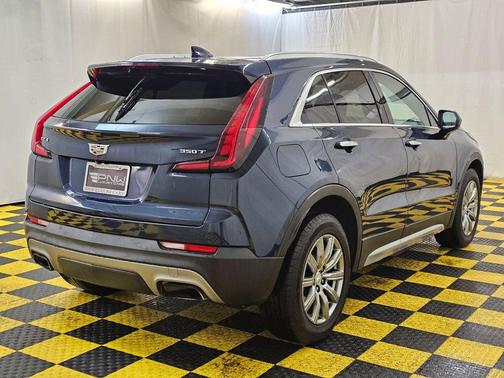 2020 Cadillac XT4 Premium Luxury