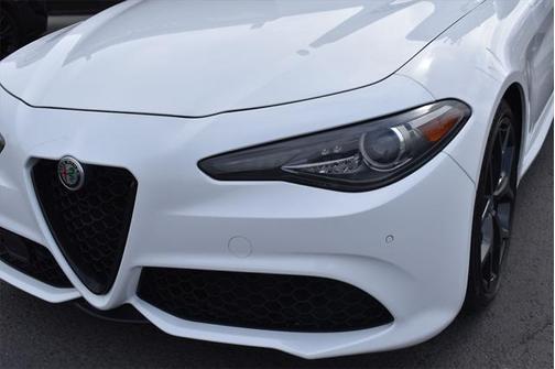 2020 Alfa Romeo Giulia Sport