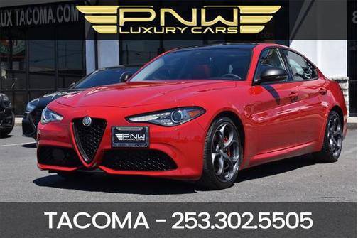 2019 Alfa Romeo Giulia Sport