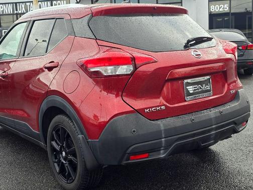 2020 Nissan Kicks SV