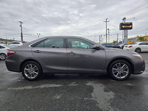 Predawn Gray Mica 2015 Toyota Camry SE