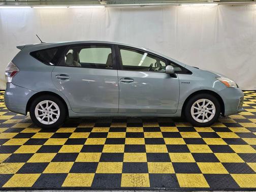 Sea Glass Pearl 2014 Toyota Prius v Three