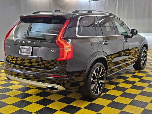 Onyx Black Metallic 2019 Volvo XC90 T6 Momentum
