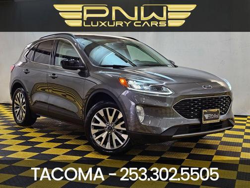 Carbonized Gray Metallic 2022 Ford Escape Titanium