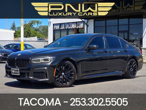 Black Sapphire Metallic 2020 BMW 740 740i