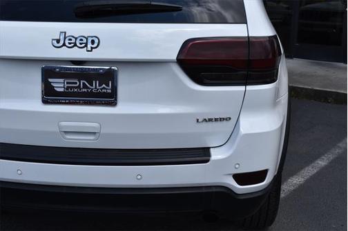 2019 Jeep Grand Cherokee Laredo