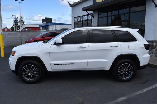 2019 Jeep Grand Cherokee Laredo