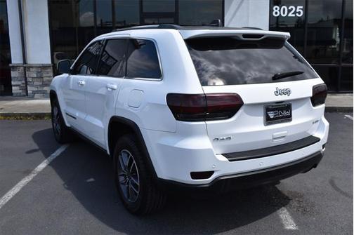 2019 Jeep Grand Cherokee Laredo