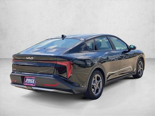 Aurora Black Pearl 2025 Kia K4 LXS