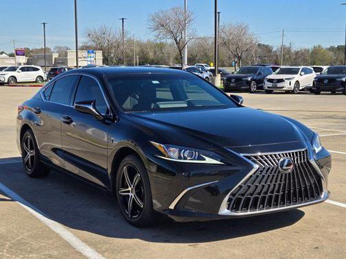 2023 Lexus ES 350 Base