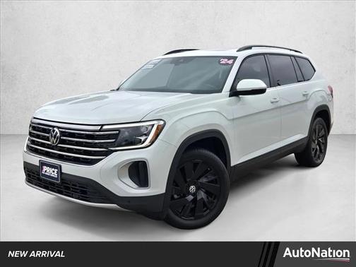 Pure White 2024 Volkswagen Atlas 2.0T SE w/Technology