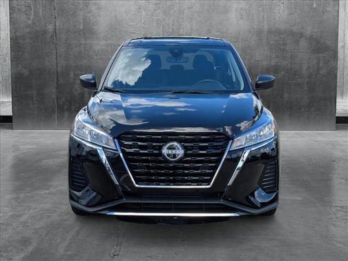 2023 Nissan Kicks S