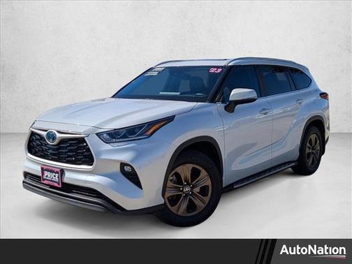 2023 Toyota Highlander Hybrid XLE