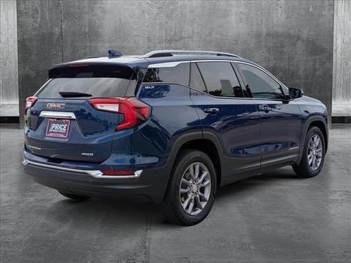 2023 GMC Terrain SLT