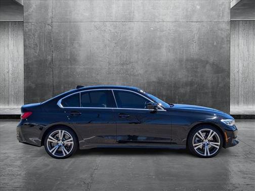 2020 BMW 330 xDrive