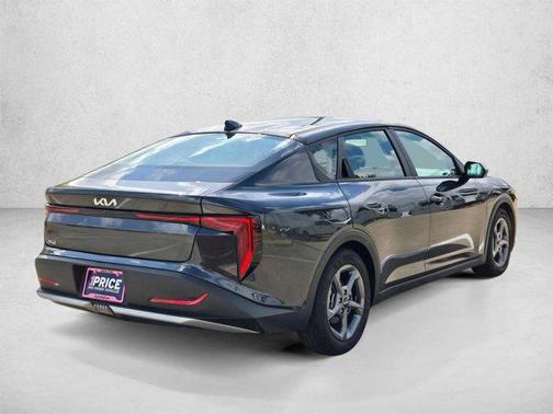 Interstellar Gray 2025 Kia K4 LXS