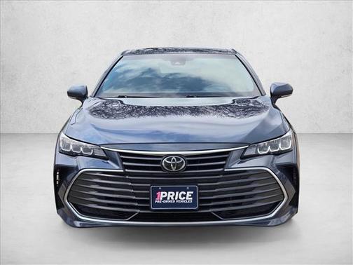 2022 Toyota Avalon XLE