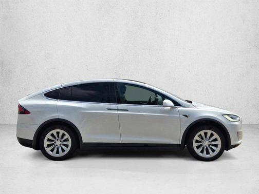 Pearl White Multi-Coat 2020 Tesla Model X Long Range Dual Motor All-Wheel Drive