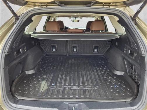 2021 Subaru Outback Touring XT