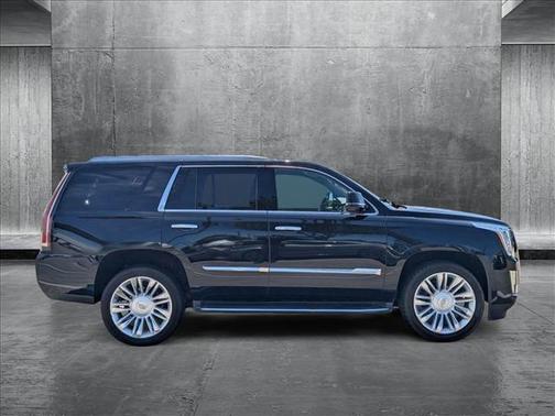 2015 Cadillac Escalade Standard